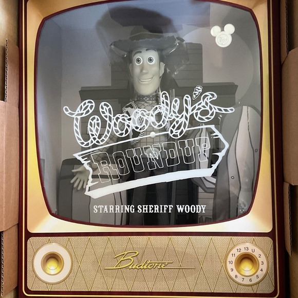 TOY STORY SINGING TALKING WOODY DOLL 500 PCS LTD . STILL WORKS D23 2019 - Picture 4 of 6